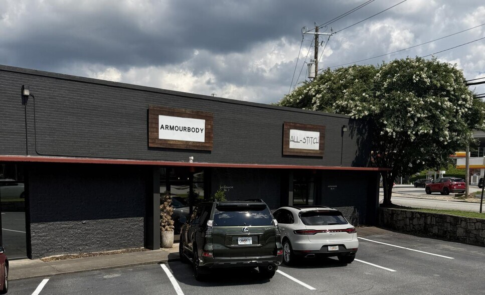 More Photos Of 464-470 Armour Dr NE, Atlanta Light Distribution For Lease