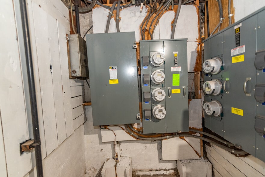 More Photos Of 1605 Homestead St, Baltimore Apartments For Sale