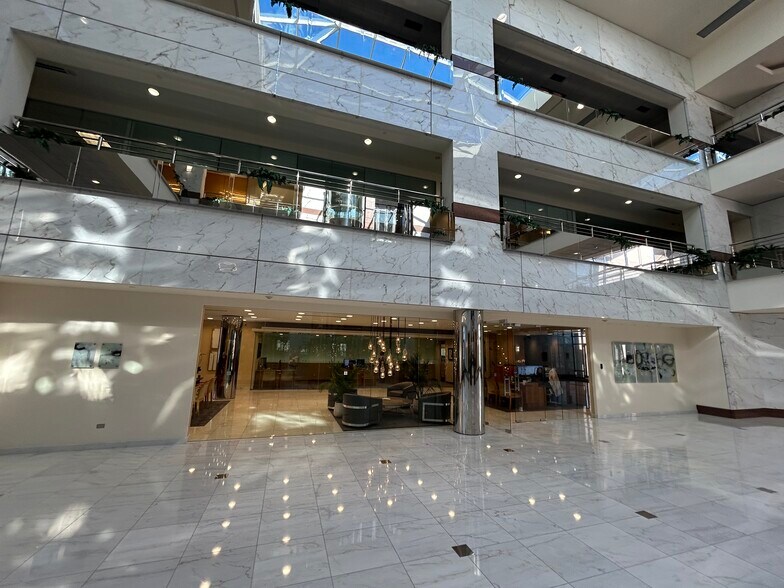 More Photos Of 600 N Buffalo Grove Rd, Buffalo Grove Office For Lease