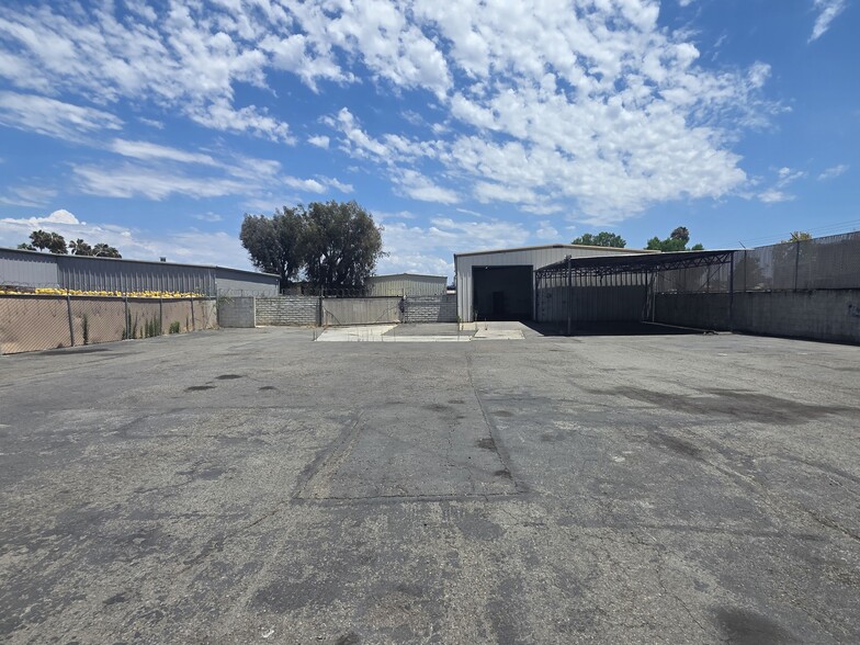 More Photos Of 605 Venture St, Escondido Warehouse For Lease
