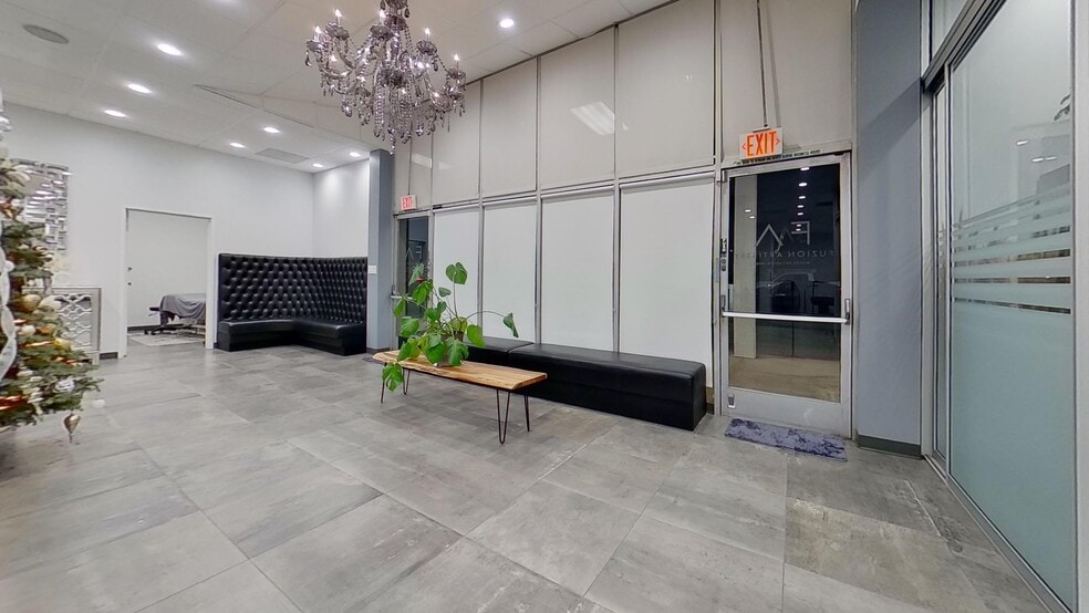 More Photos Of 19002-19148 Brookhurst St, Huntington Beach Unknown For Lease