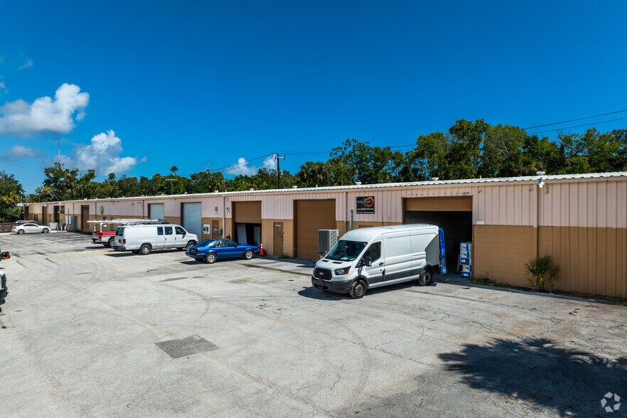 More Photos Of 456 LPGA Blvd, Daytona Beach Unknown For Lease