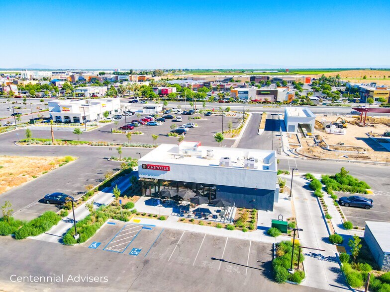 More Photos Of 503 Woollomes Ave, Delano Fast Food For Sale