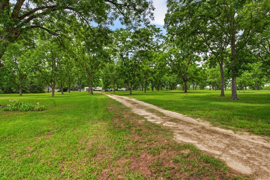 More Photos Of 1280 Highway 173, Graceville Industrial For Sale