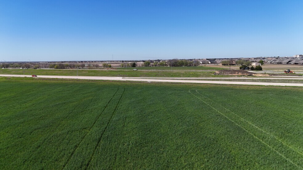 More Photos Of Hwy 360, Grand Prairie Land For Sale