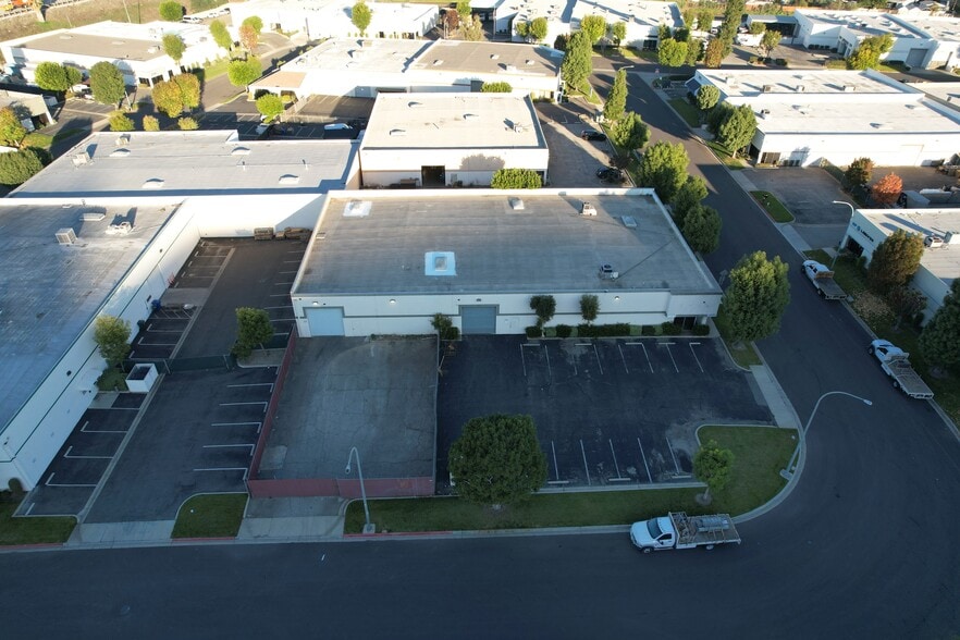 Primary Photo Of 161 Mercury Cir, Pomona Warehouse For Lease