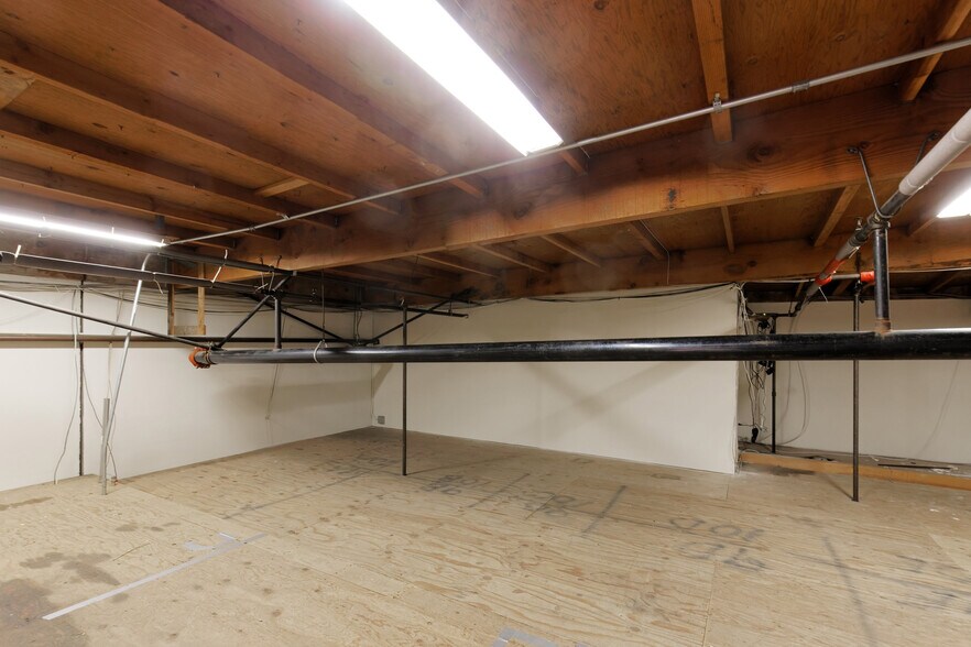 More Photos Of 1552 Beach St, Oakland Food Processing For Sale