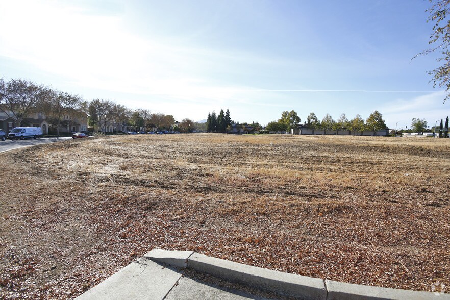 More Photos Of 4640 Balfour Rd, Brentwood Land For Sale