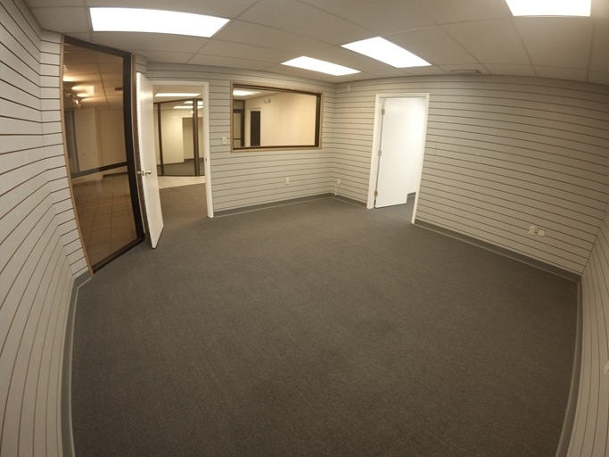 More Photos Of 1740-1742 NW 93rd Ave, Miami Warehouse For Lease