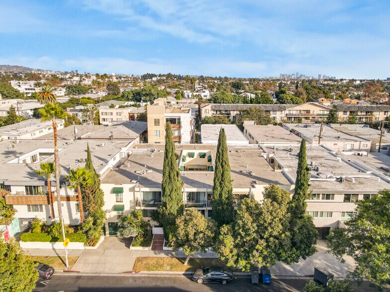 More Photos Of 540 N Orlando Ave, Los Angeles Apartments For Sale