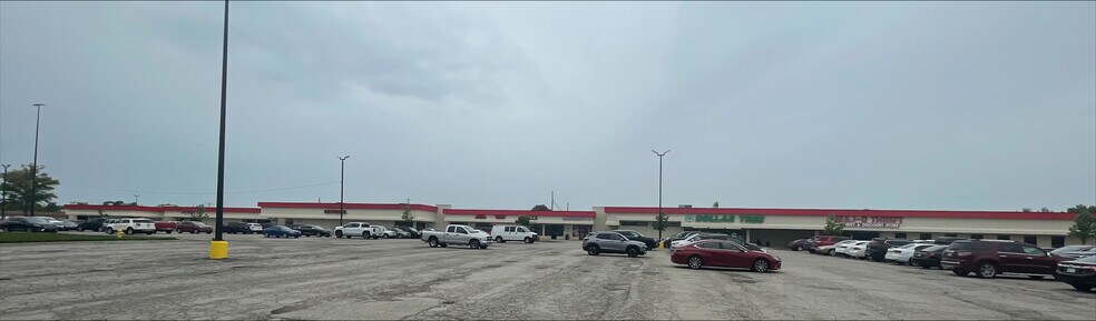 More Photos Of 875-911 S Parker St, Olathe Unknown For Sale