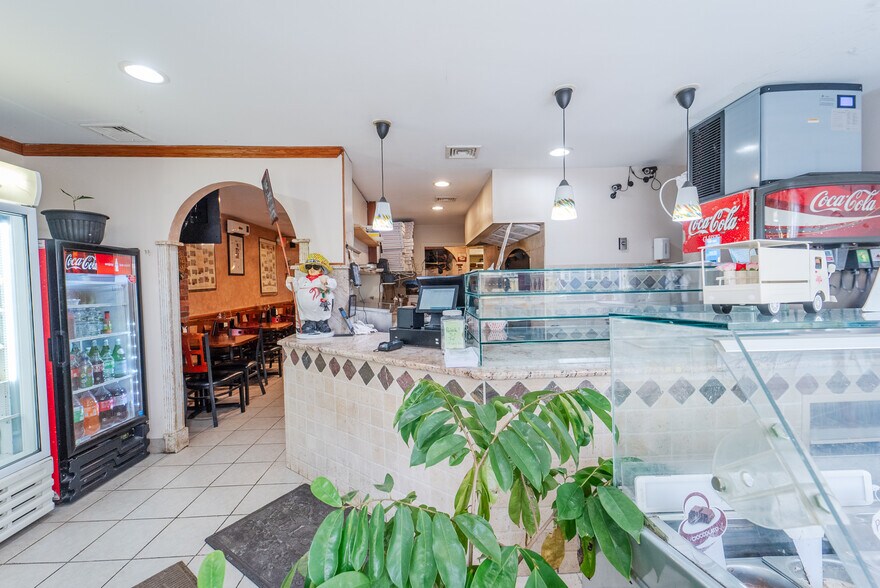 More Photos Of La Strada Cafe, Branchburg Restaurant For Sale