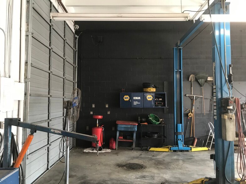 More Photos Of 525 W 7th St, Pueblo Warehouse For Sale