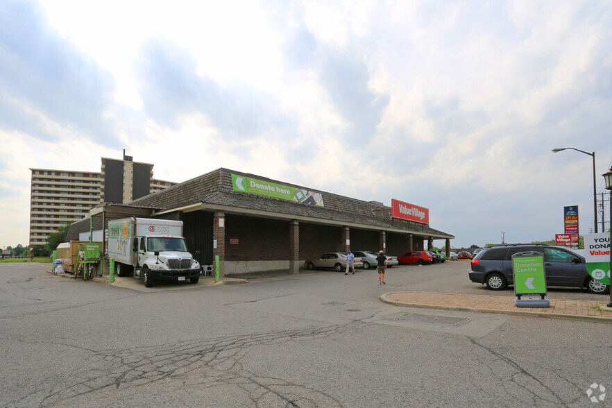 More Photos Of 2776-2830 Victoria Park Ave, Toronto Storefront For Lease