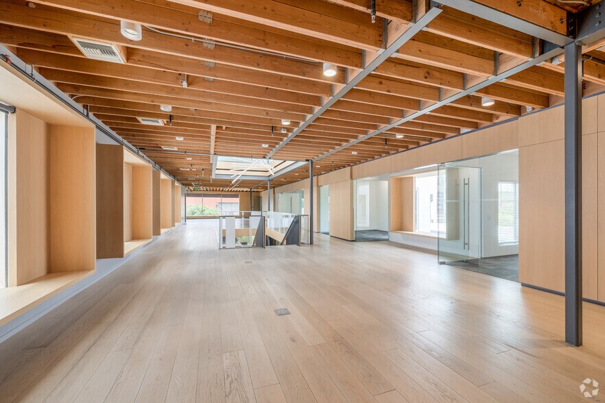 More Photos Of 3760 Motor Ave, Los Angeles Loft Creative Space For Lease