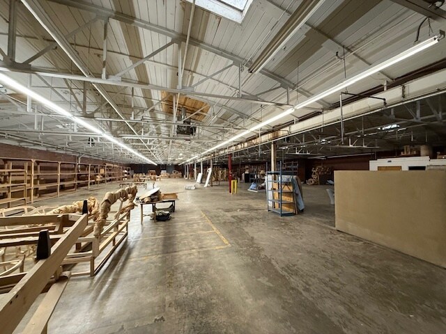 More Photos Of 486 S Center St, Taylorsville Warehouse For Sale