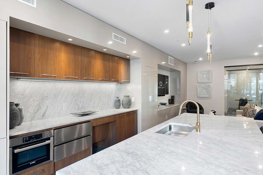 More Photos Of 3200 McKinney Ave, Dallas Multifamily For Sale