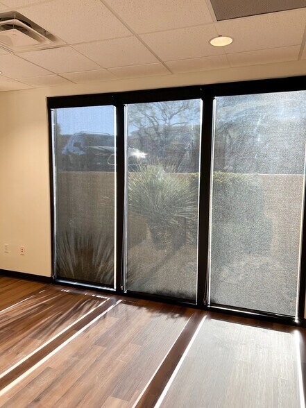 More Photos Of 7202 E Carefree Dr, Carefree Office For Lease