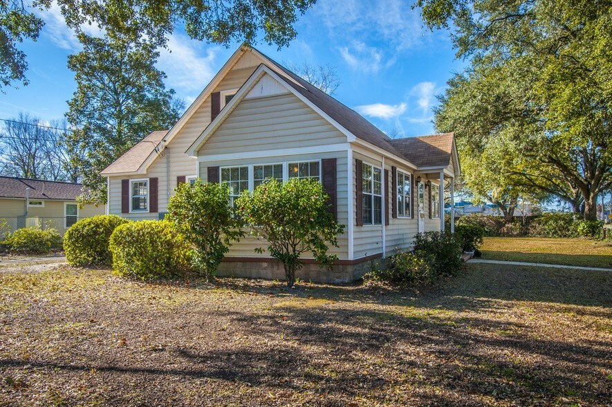 Primary Photo Of 1227 Yeamans Hall Rd, Hanahan Office For Sale