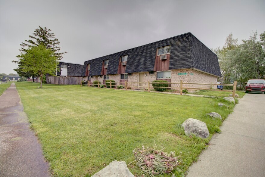 More Photos Of 1505-1525 Herbert Dr, Lorain Apartments For Sale