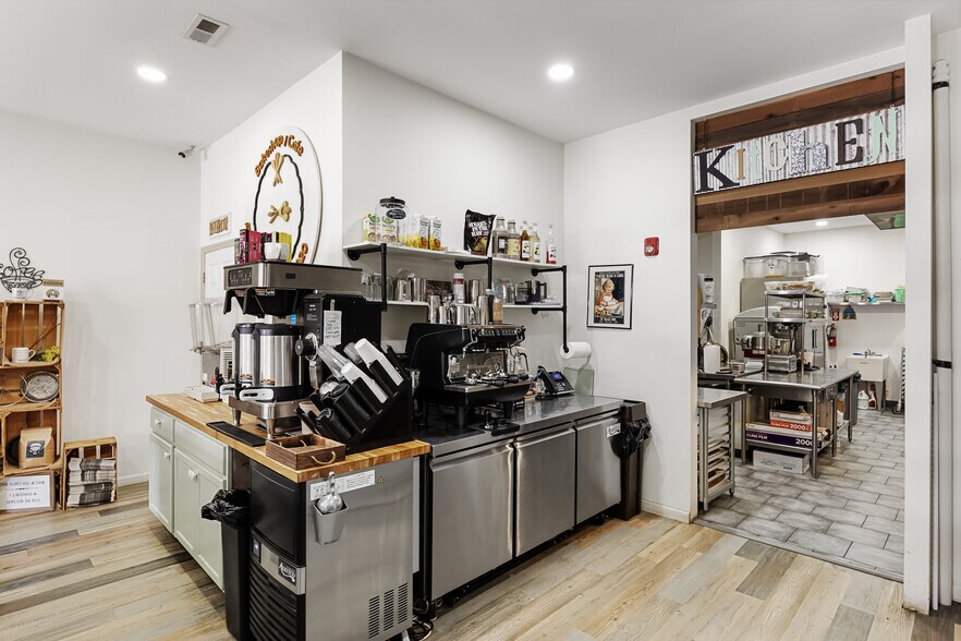 More Photos Of 538 Burlington Ave, Delanco Freestanding For Sale