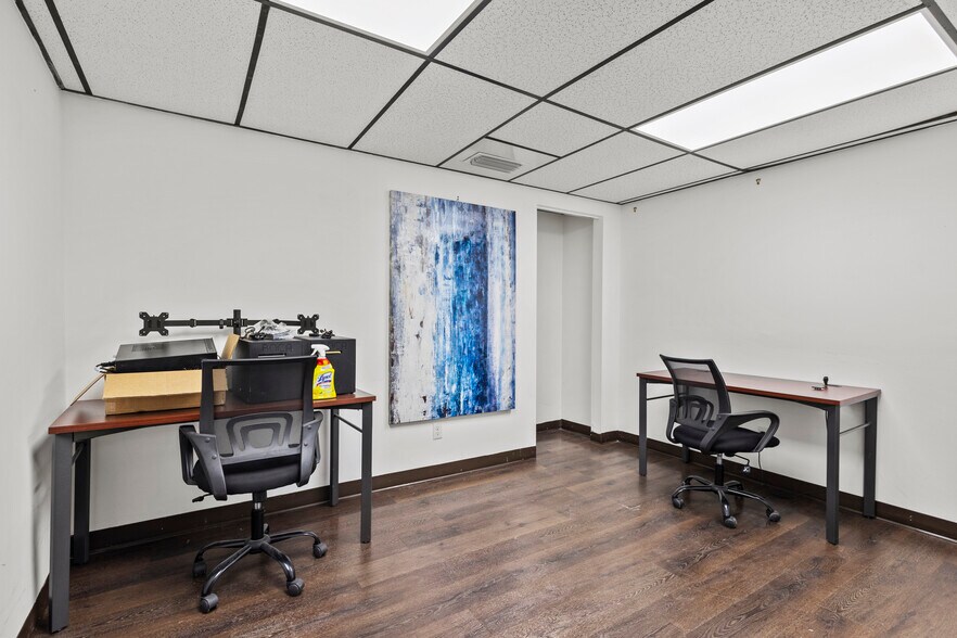 More Photos Of 108 N Depot Dr, Fort Pierce Office Residential For Lease