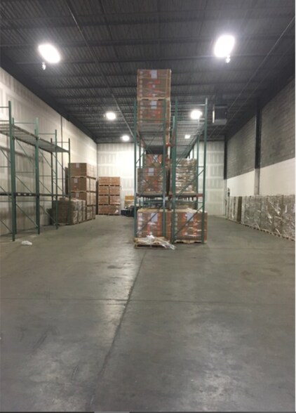 More Photos Of 1 S Corporate Dr, Riverdale Research And Development For Lease