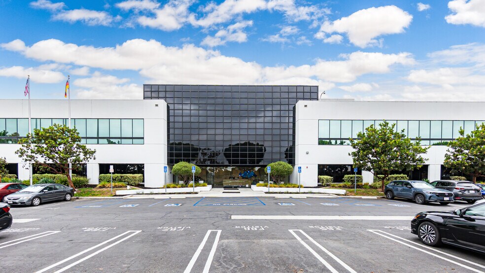 Primary Photo Of 4031 Via Oro Ave, Long Beach Flex For Lease