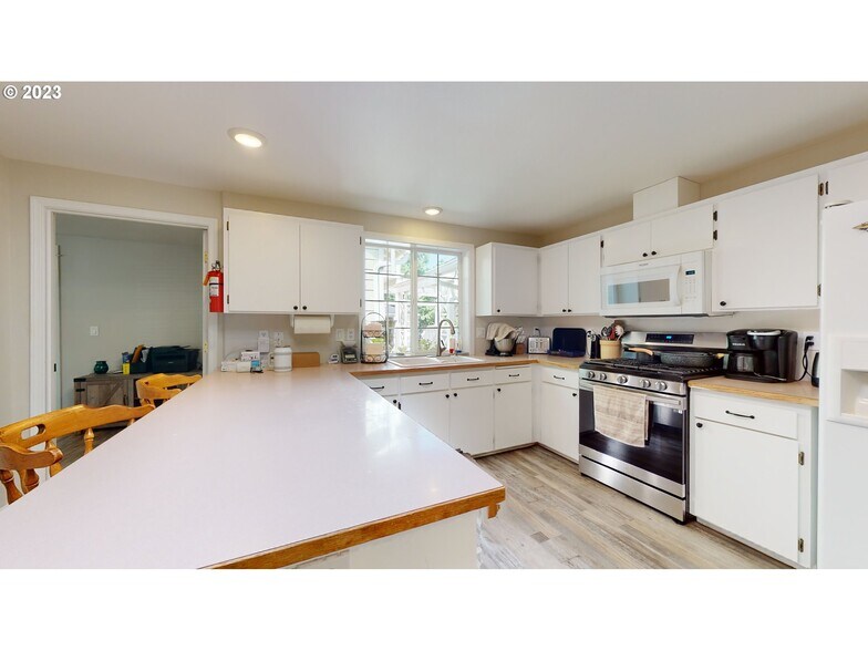 More Photos Of 250 68th St, Springfield Continuing Care Retirement Community For Sale