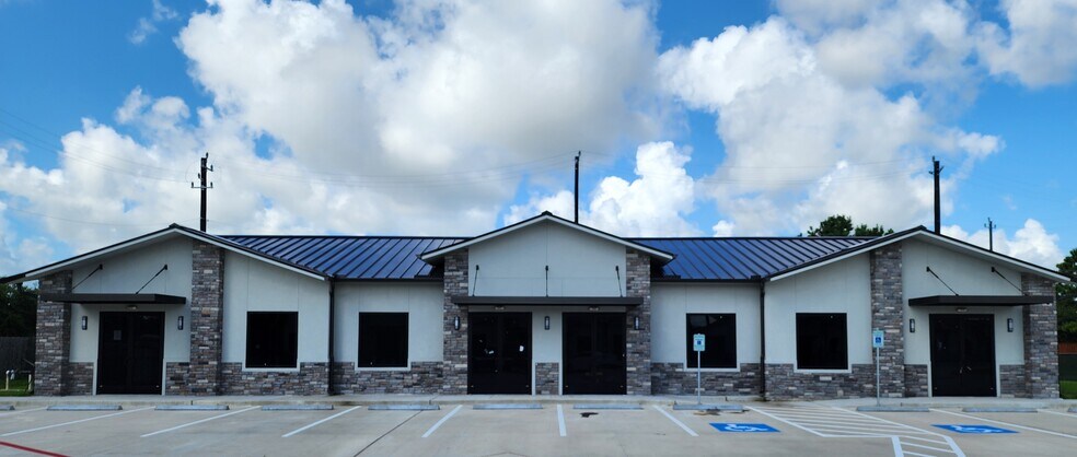 Primary Photo Of 1849 Forest Park Ln, Pearland Medical For Sale