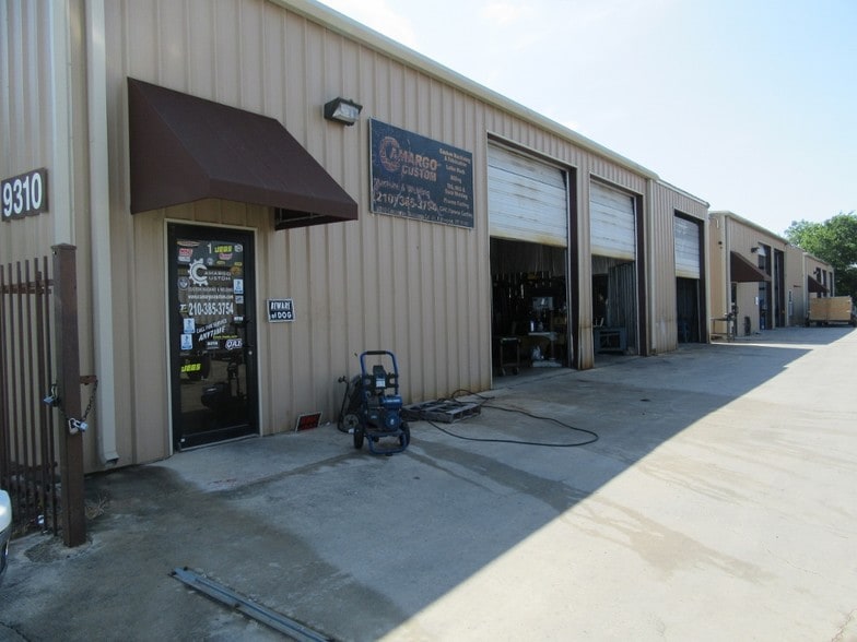 More Photos Of 9310 Converse Business Ln, Converse Warehouse For Sale