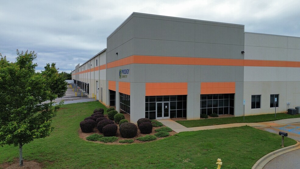 More Photos Of 2723 White Horse Rd, Greenville Distribution For Lease