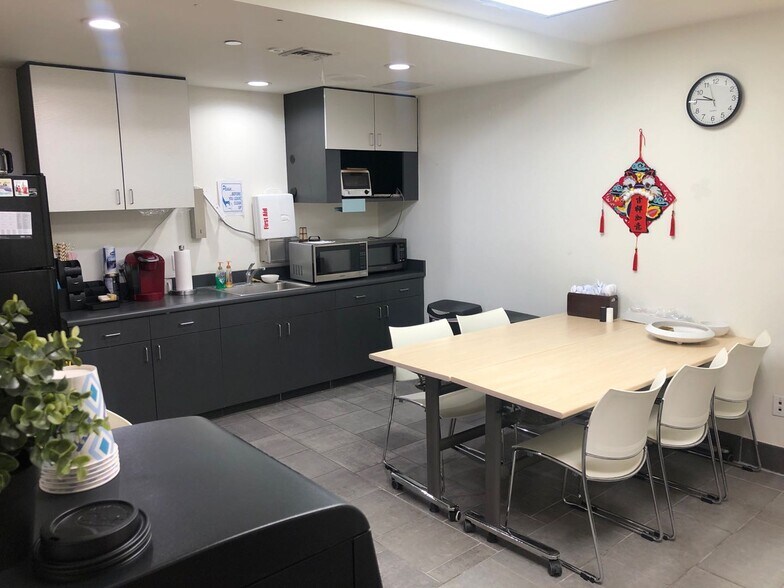 More Photos Of 301 E Foothill Blvd, Arcadia Office For Lease