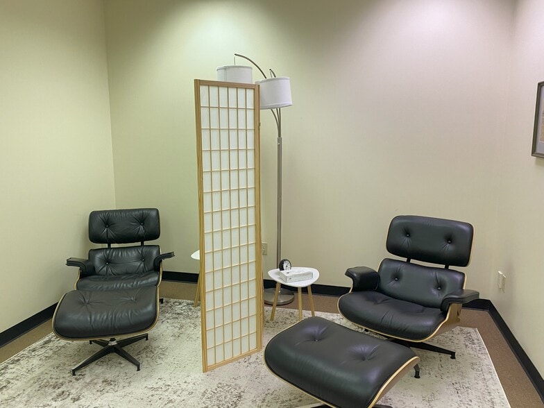 More Photos Of 550 Forest Ave, Portland Office For Lease