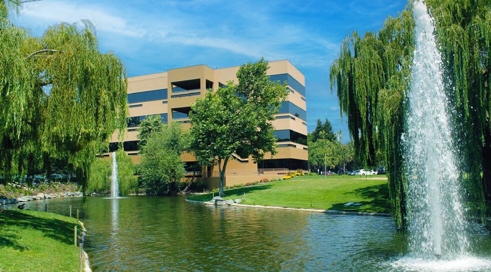 More Photos Of 5341 Old Redwood Hwy, Petaluma Office For Lease