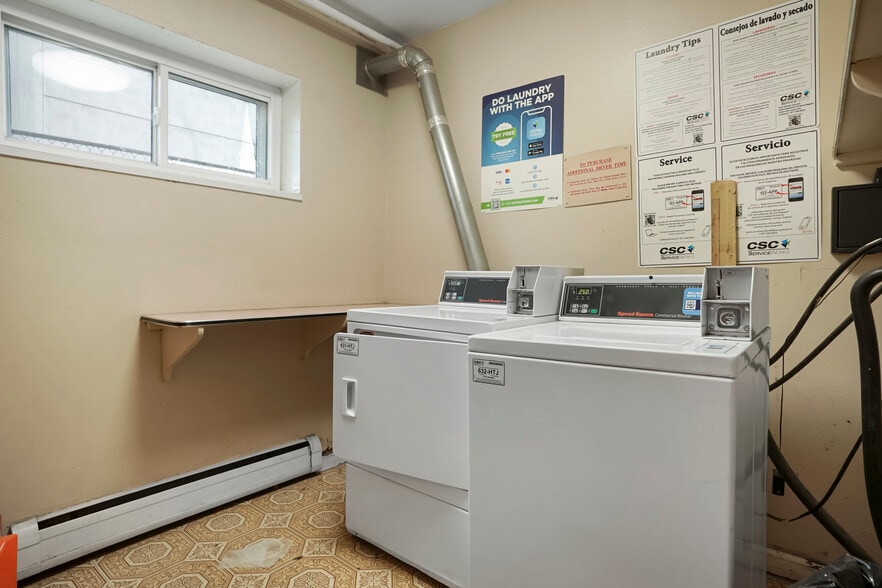 More Photos Of 3650 S Lincoln St, Englewood Apartments For Sale