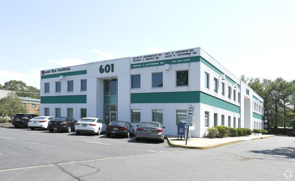 More Photos Of 601 Route 37 W, Toms River Office For Sale