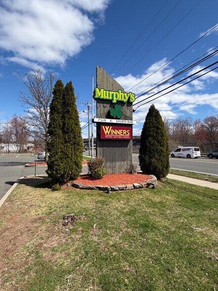 More Photos Of 103 Tolland Tpke, Manchester Restaurant For Sale