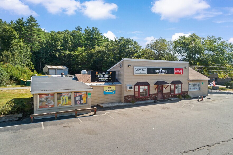 More Photos Of 107 Maple St, Barnstead Restaurant For Sale
