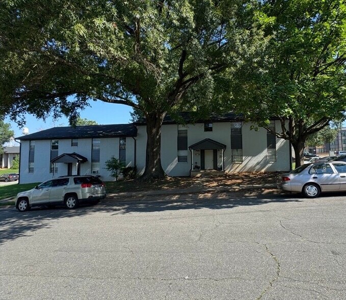 Primary Photo Of 915 E 2nd St, Winston-Salem Apartments For Sale