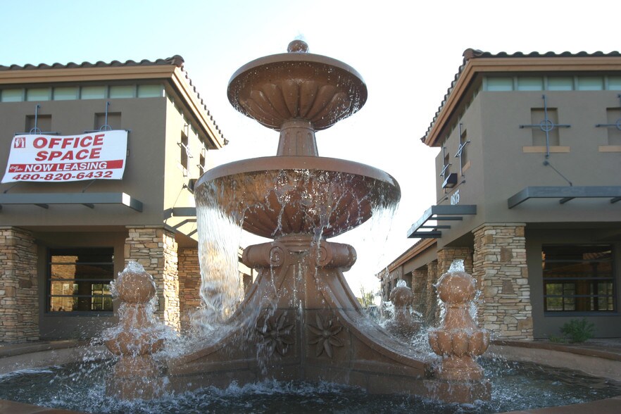 More Photos Of 9865 S Priest Dr, Tempe Unknown For Lease