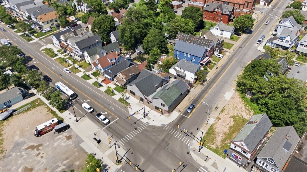 More Photos Of 2081 Niagara St, Buffalo Restaurant For Sale