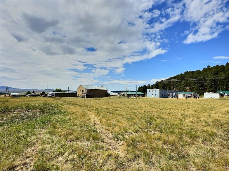 More Photos Of 130 Commercial Ln, Sundance Office For Sale