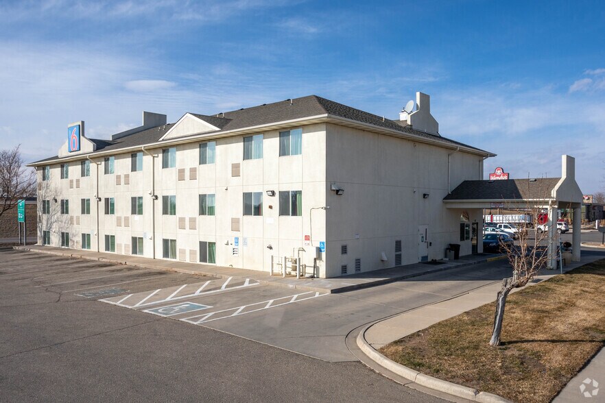 More Photos Of 65 S Grand Ave, Fort Lupton Hotel For Sale