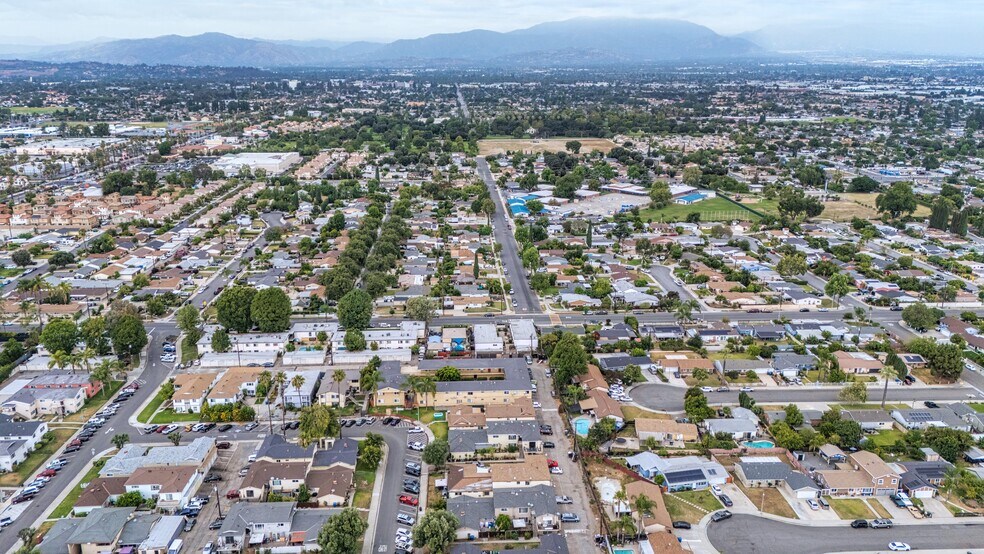 More Photos Of 383 Orchid Ln, Pomona Apartments For Sale