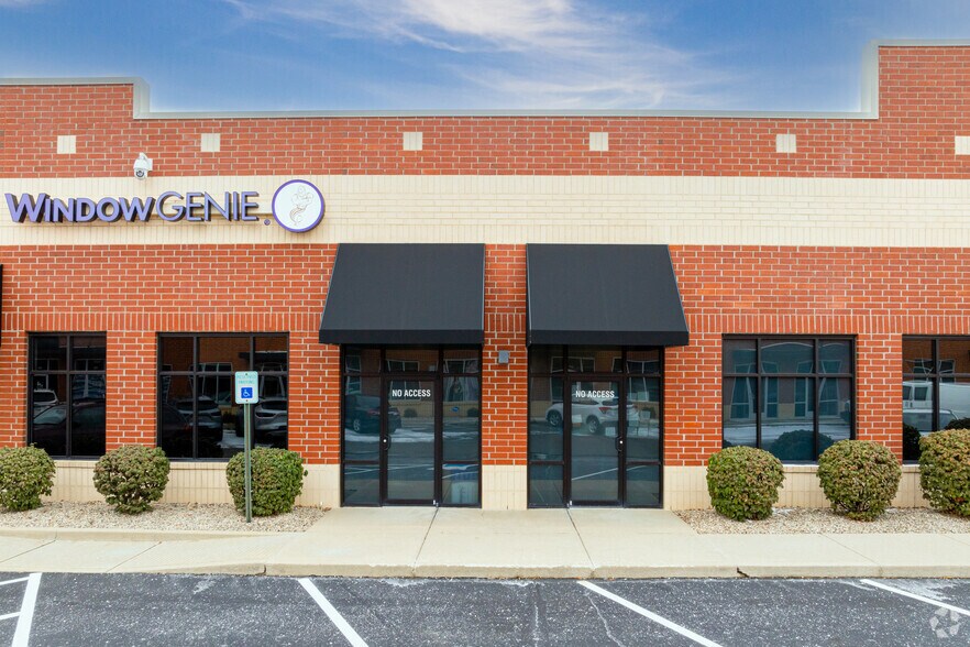 More Photos Of 12550 Promise Creek Ln, Fishers Light Distribution For Lease