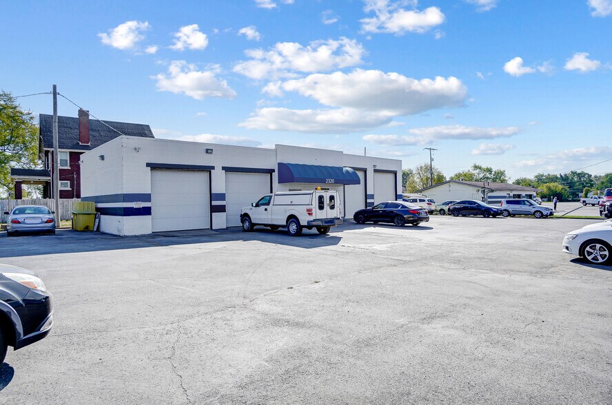 More Photos Of , Columbus Unknown For Sale