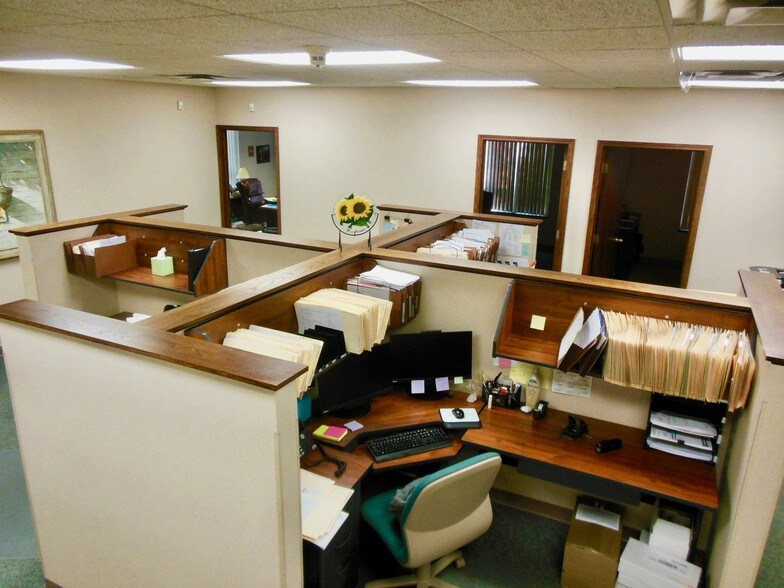 More Photos Of 200-290 E 90th Dr, Merrillville Medical For Lease