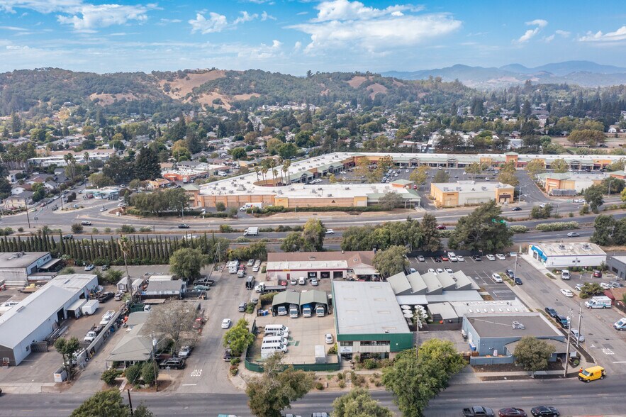 More Photos Of 603 California Blvd, Napa Warehouse For Lease