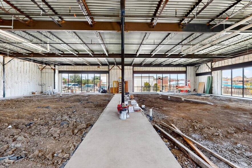 More Photos Of 8500 Olympus Blvd, Irving Office For Sale